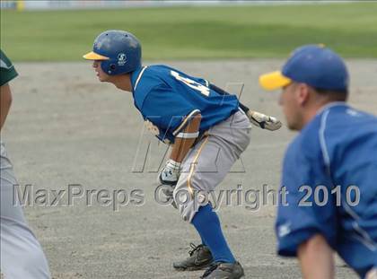 Thumbnail 3 in Haddam-Killingworth vs. Holy Cross (CIAC Class M Quarterfinal) photogallery.