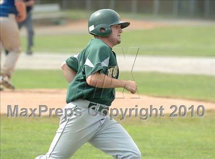 Thumbnail 3 in Haddam-Killingworth vs. Holy Cross (CIAC Class M Quarterfinal) photogallery.