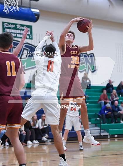 Thumbnail 3 in Grand Junction vs. Rocky Mountain photogallery.