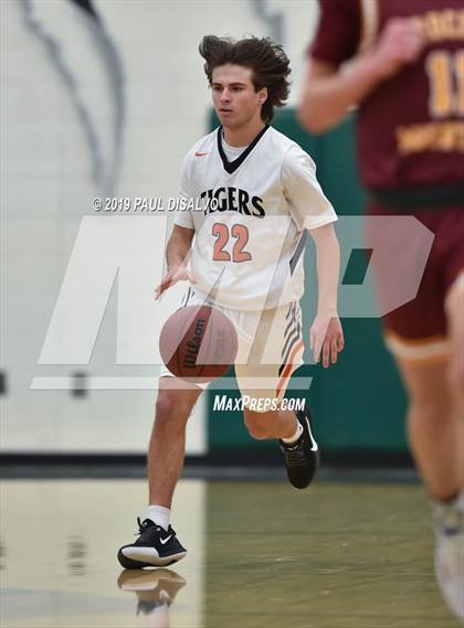 Thumbnail 3 in Grand Junction vs. Rocky Mountain photogallery.