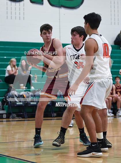 Thumbnail 3 in Grand Junction vs. Rocky Mountain photogallery.