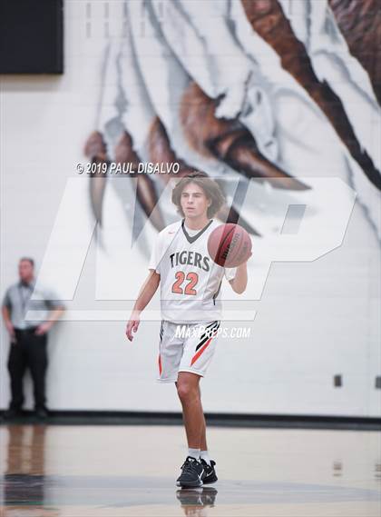 Thumbnail 3 in Grand Junction vs. Rocky Mountain photogallery.