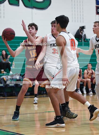 Thumbnail 1 in Grand Junction vs. Rocky Mountain photogallery.