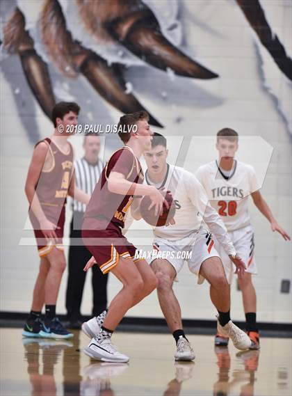 Thumbnail 1 in Grand Junction vs. Rocky Mountain photogallery.