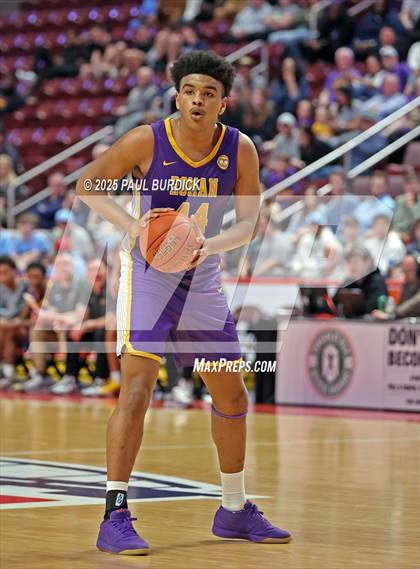 Thumbnail 3 in Father Judge vs. Roman Catholic (PIAA 6A Championship) photogallery.