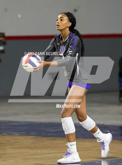 Thumbnail 1 in Canyon del Oro vs Notre Dame Prep (AIA 4A Final) photogallery.