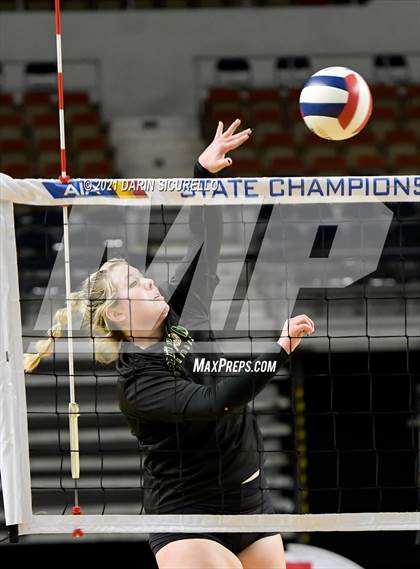 Thumbnail 2 in Canyon del Oro vs Notre Dame Prep (AIA 4A Final) photogallery.