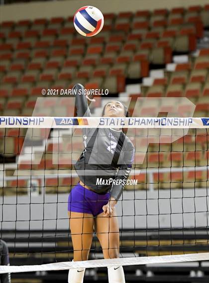 Thumbnail 3 in Canyon del Oro vs Notre Dame Prep (AIA 4A Final) photogallery.