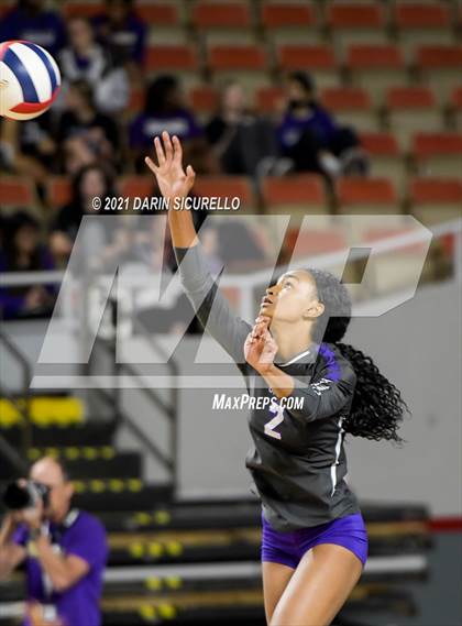 Thumbnail 1 in Canyon del Oro vs Notre Dame Prep (AIA 4A Final) photogallery.
