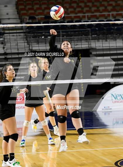 Thumbnail 1 in Canyon del Oro vs Notre Dame Prep (AIA 4A Final) photogallery.