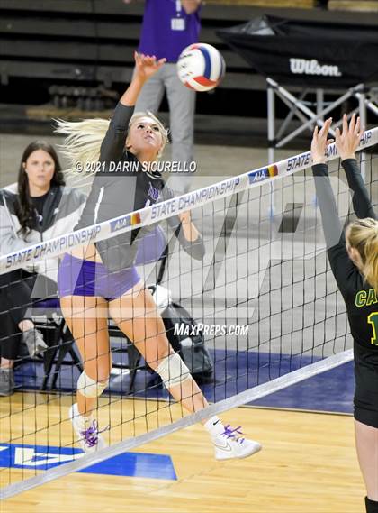 Thumbnail 1 in Canyon del Oro vs Notre Dame Prep (AIA 4A Final) photogallery.
