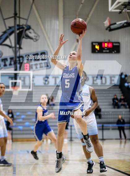 Thumbnail 2 in Clovis North vs. Clovis (CIF D1 Central Section Playoff) photogallery.