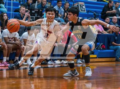 Thumbnail 3 in St. Louis vs. Nanakuli (HHSAA Division 1 Quarterfinal) photogallery.