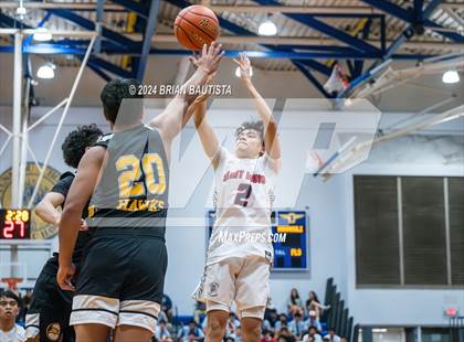 Thumbnail 2 in St. Louis vs. Nanakuli (HHSAA Division 1 Quarterfinal) photogallery.