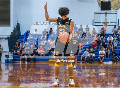 Thumbnail 2 in St. Louis vs. Nanakuli (HHSAA Division 1 Quarterfinal) photogallery.