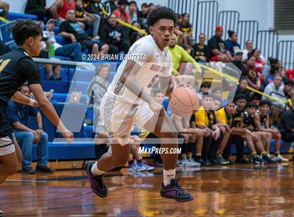 Thumbnail 3 in St. Louis vs. Nanakuli (HHSAA Division 1 Quarterfinal) photogallery.