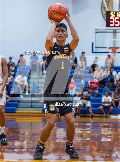 Thumbnail 1 in St. Louis vs. Nanakuli (HHSAA Division 1 Quarterfinal) photogallery.