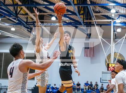 Thumbnail 1 in St. Louis vs. Nanakuli (HHSAA Division 1 Quarterfinal) photogallery.