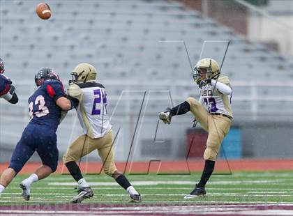 Thumbnail 3 in Selinsgrove vs. University Prep (PIAA Class 3A Playoffs) photogallery.