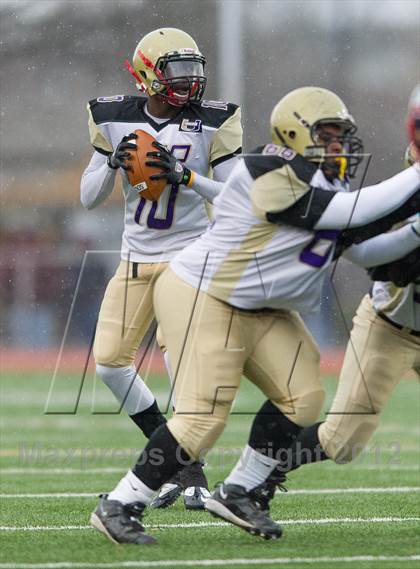 Thumbnail 1 in Selinsgrove vs. University Prep (PIAA Class 3A Playoffs) photogallery.