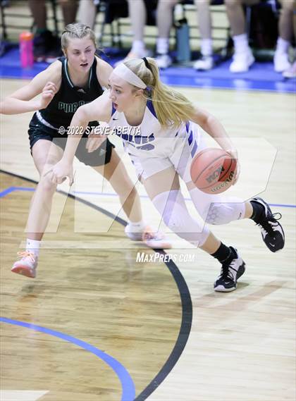 Thumbnail 1 in Pine Creek @ Grandview (CHSAA 5A State - Sweet 16) photogallery.