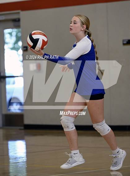 Thumbnail 3 in Orland @ Chico photogallery.