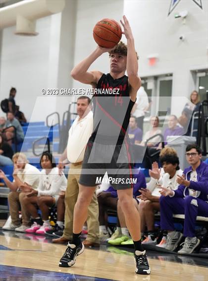 Thumbnail 1 in La Grange vs. Hargrave (Mike Dacus Classic) photogallery.