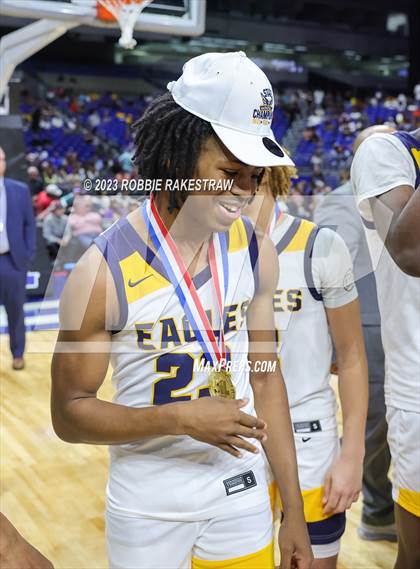 Thumbnail 1 in Oak Cliff Faith Family Academy vs. Washington (UIL 4A Basketball State Final Medal Ceremony) photogallery.