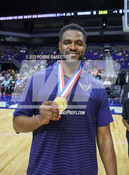 Thumbnail 2 in Oak Cliff Faith Family Academy vs. Washington (UIL 4A Basketball State Final Medal Ceremony) photogallery.