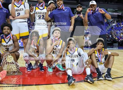 Thumbnail 1 in Oak Cliff Faith Family Academy vs. Washington (UIL 4A Basketball State Final Medal Ceremony) photogallery.