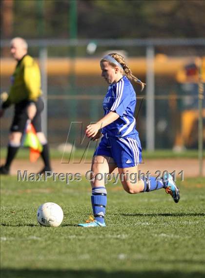 Thumbnail 1 in Lyman Memorial @ Northwest Catholic (CIAC Class M Quarterfinal) photogallery.
