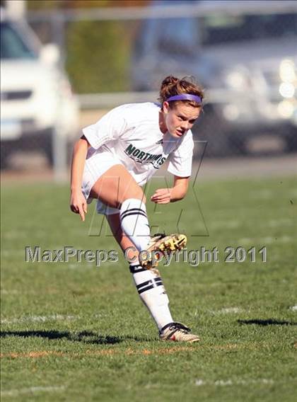 Thumbnail 2 in Lyman Memorial @ Northwest Catholic (CIAC Class M Quarterfinal) photogallery.