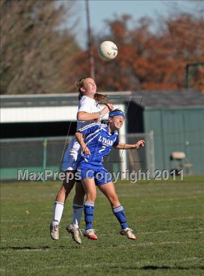 Thumbnail 3 in Lyman Memorial @ Northwest Catholic (CIAC Class M Quarterfinal) photogallery.