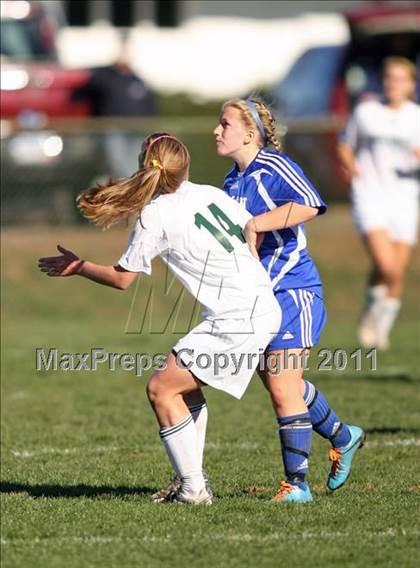 Thumbnail 1 in Lyman Memorial @ Northwest Catholic (CIAC Class M Quarterfinal) photogallery.