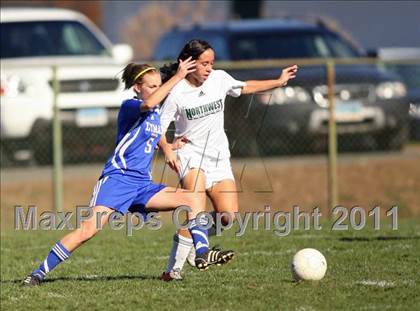 Thumbnail 3 in Lyman Memorial @ Northwest Catholic (CIAC Class M Quarterfinal) photogallery.