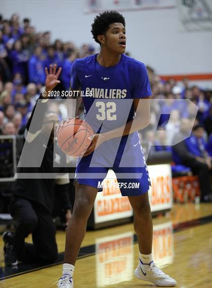 Thumbnail 2 in Chillicothe vs. Pickerington North (OHSAA D1 District Semifinal) photogallery.