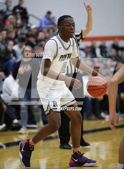 Thumbnail 3 in Chillicothe vs. Pickerington North (OHSAA D1 District Semifinal) photogallery.