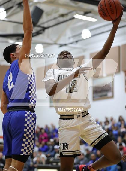 Thumbnail 1 in Chillicothe vs. Pickerington North (OHSAA D1 District Semifinal) photogallery.