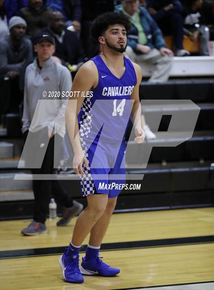 Thumbnail 1 in Chillicothe vs. Pickerington North (OHSAA D1 District Semifinal) photogallery.