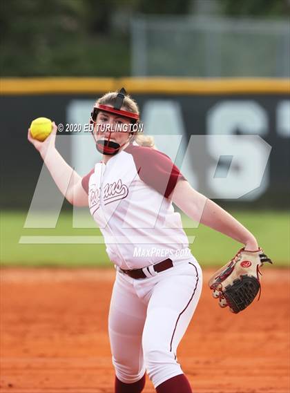 Thumbnail 2 in Lassiter At Sprayberry photogallery.
