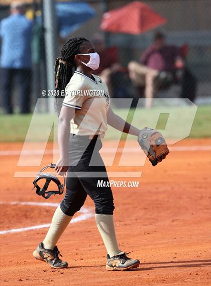 Thumbnail 1 in Lassiter At Sprayberry photogallery.