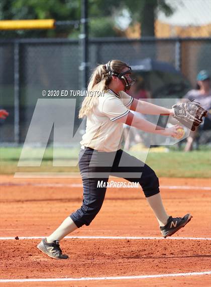 Thumbnail 1 in Lassiter At Sprayberry photogallery.