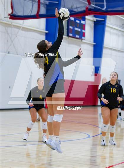 Thumbnail 1 in East Noble vs. Churubusco (West Noble Invite) photogallery.