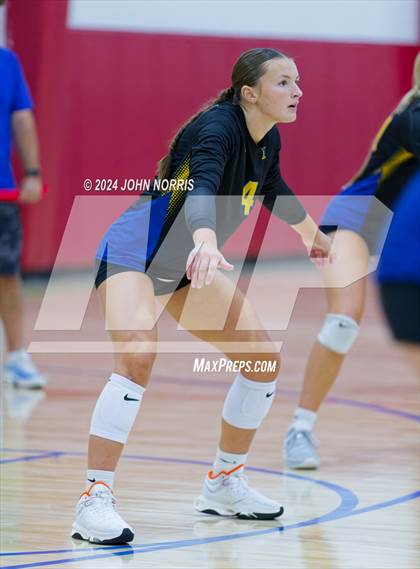 Thumbnail 2 in East Noble vs. Churubusco (West Noble Invite) photogallery.