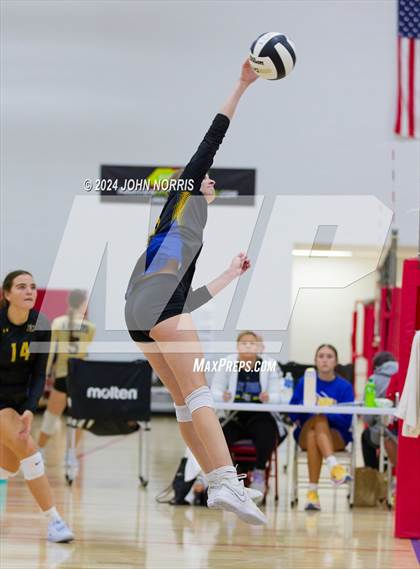 Thumbnail 3 in East Noble vs. Churubusco (West Noble Invite) photogallery.