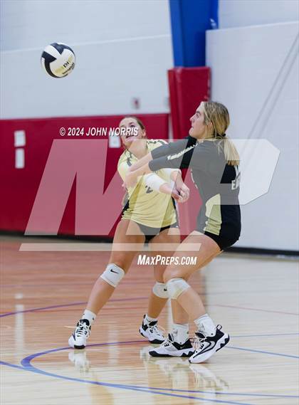 Thumbnail 1 in East Noble vs. Churubusco (West Noble Invite) photogallery.