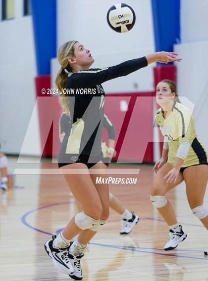 Thumbnail 3 in East Noble vs. Churubusco (West Noble Invite) photogallery.