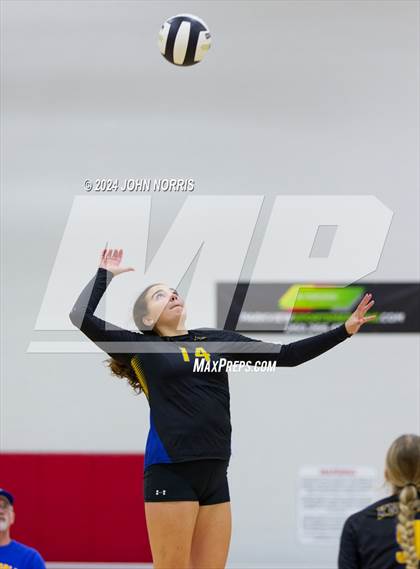Thumbnail 2 in East Noble vs. Churubusco (West Noble Invite) photogallery.