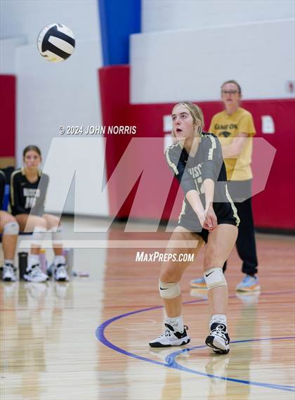 Thumbnail 3 in East Noble vs. Churubusco (West Noble Invite) photogallery.