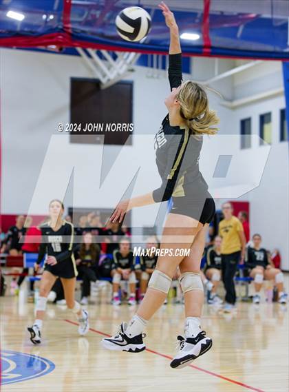 Thumbnail 3 in East Noble vs. Churubusco (West Noble Invite) photogallery.